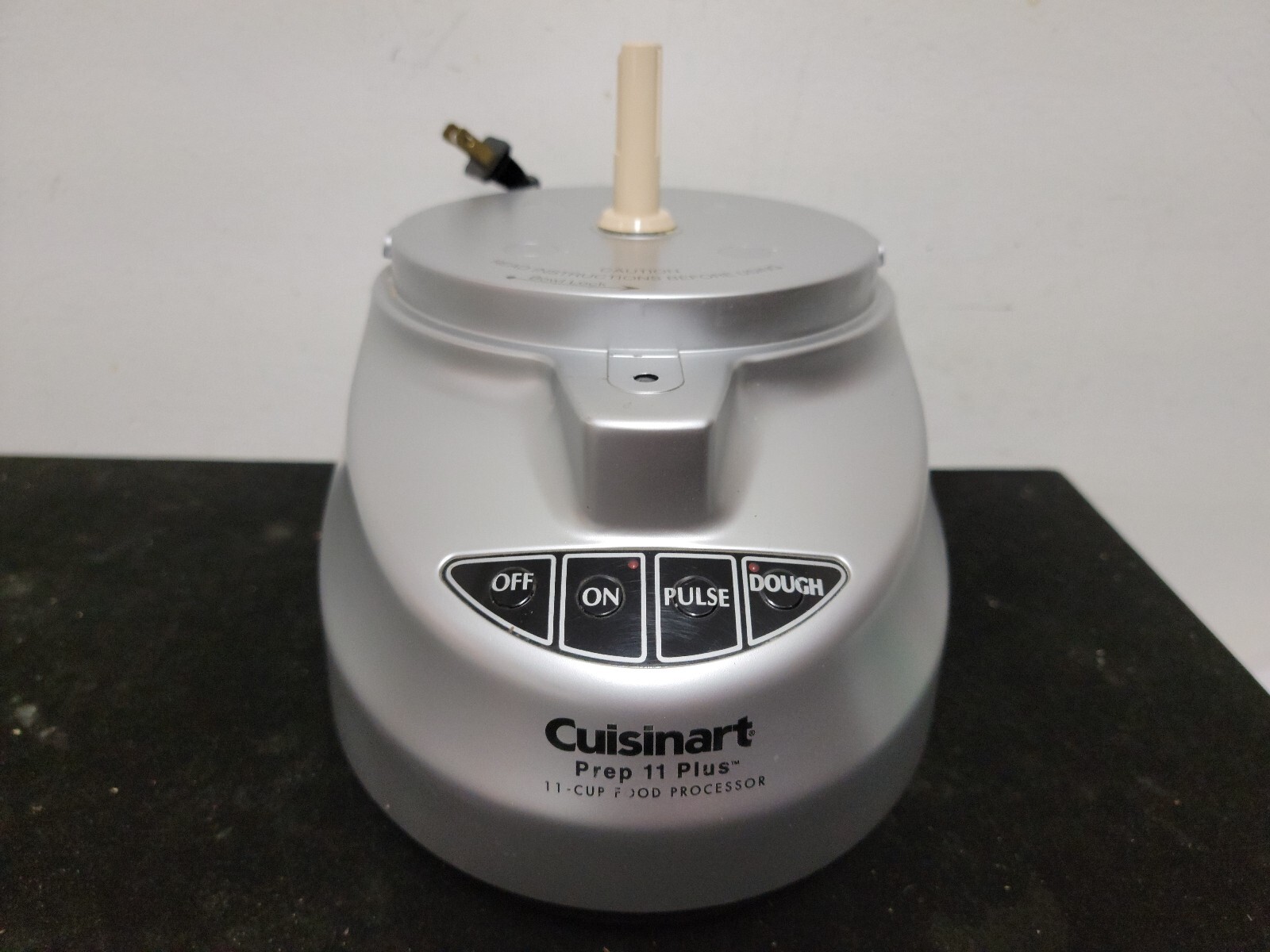 Cuisinart Custom Prep 11 Plus Food Processor Motor Base Only DLC-2011 Tested