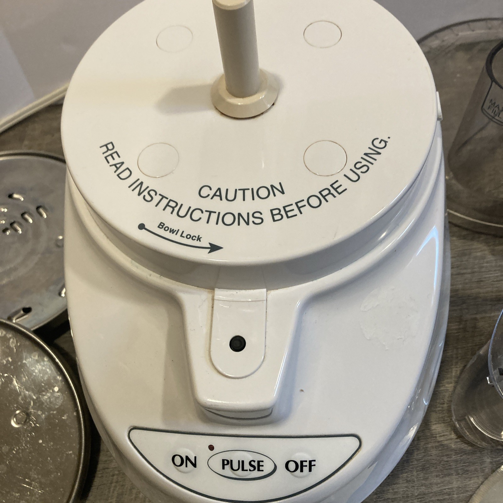 Cuisinart DLC-2007N Prep 7 Premier Series 7-Cup Food Processor Accessories Slice