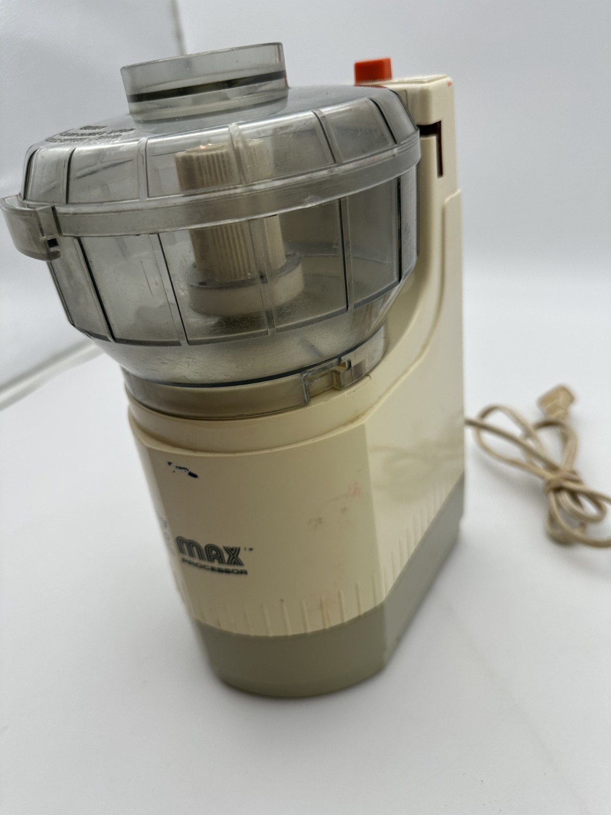 VTG Presto Minnie Max Compact Food Processor 0290001 Working