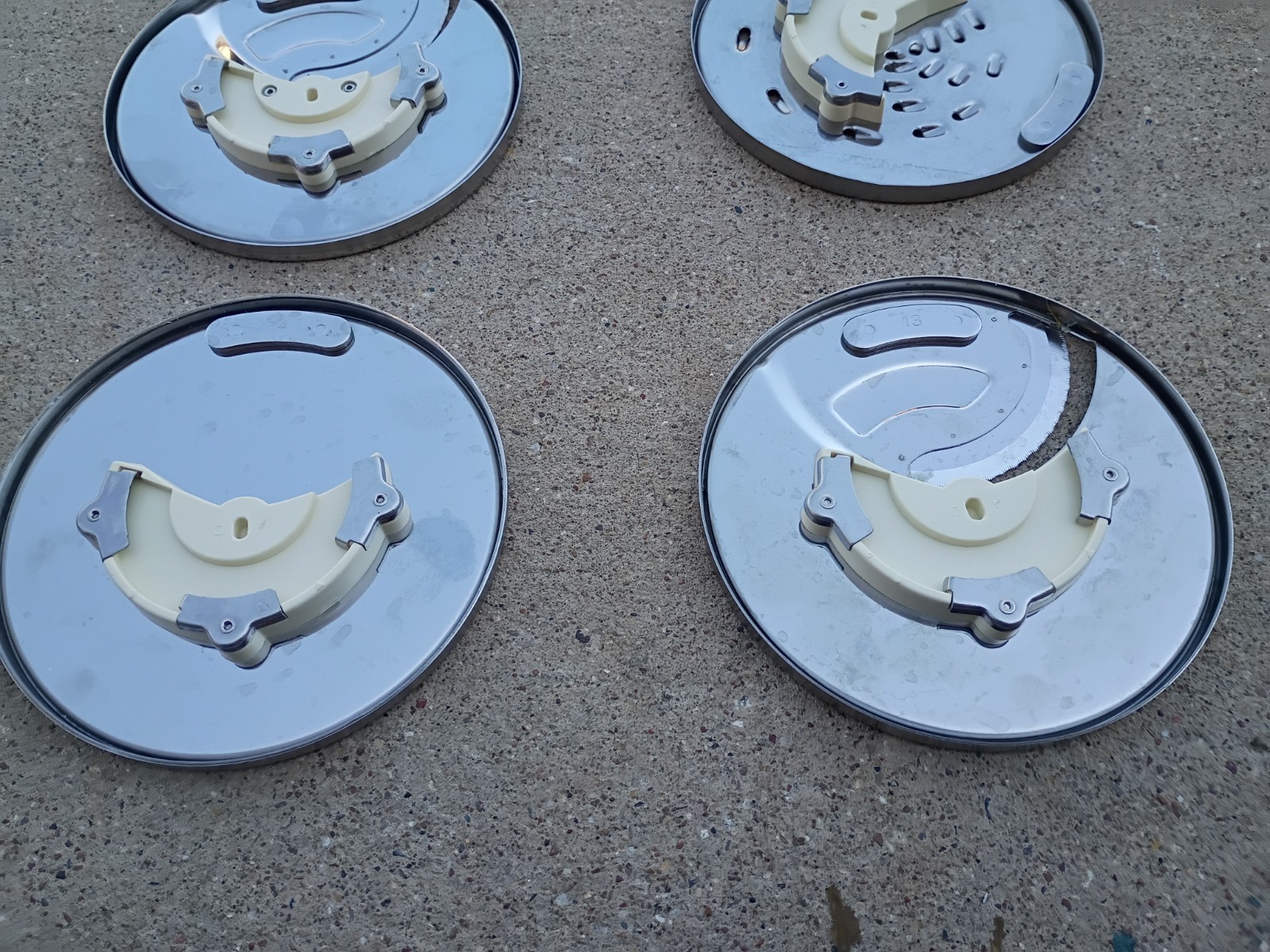 6 Disc Set and Holders Cuisinart DLC-7 – NICE!