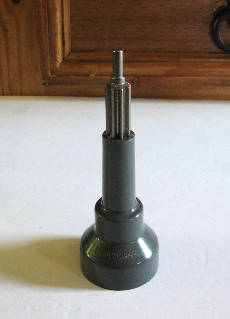 Cuisinart Food Processor FP-13 Replacement Stem Adaptor CFP-26SVPC