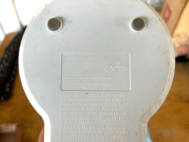Black & Decker Food Chopper One-Touch Electric 1.5 Cup White HC306 Type 1 Works