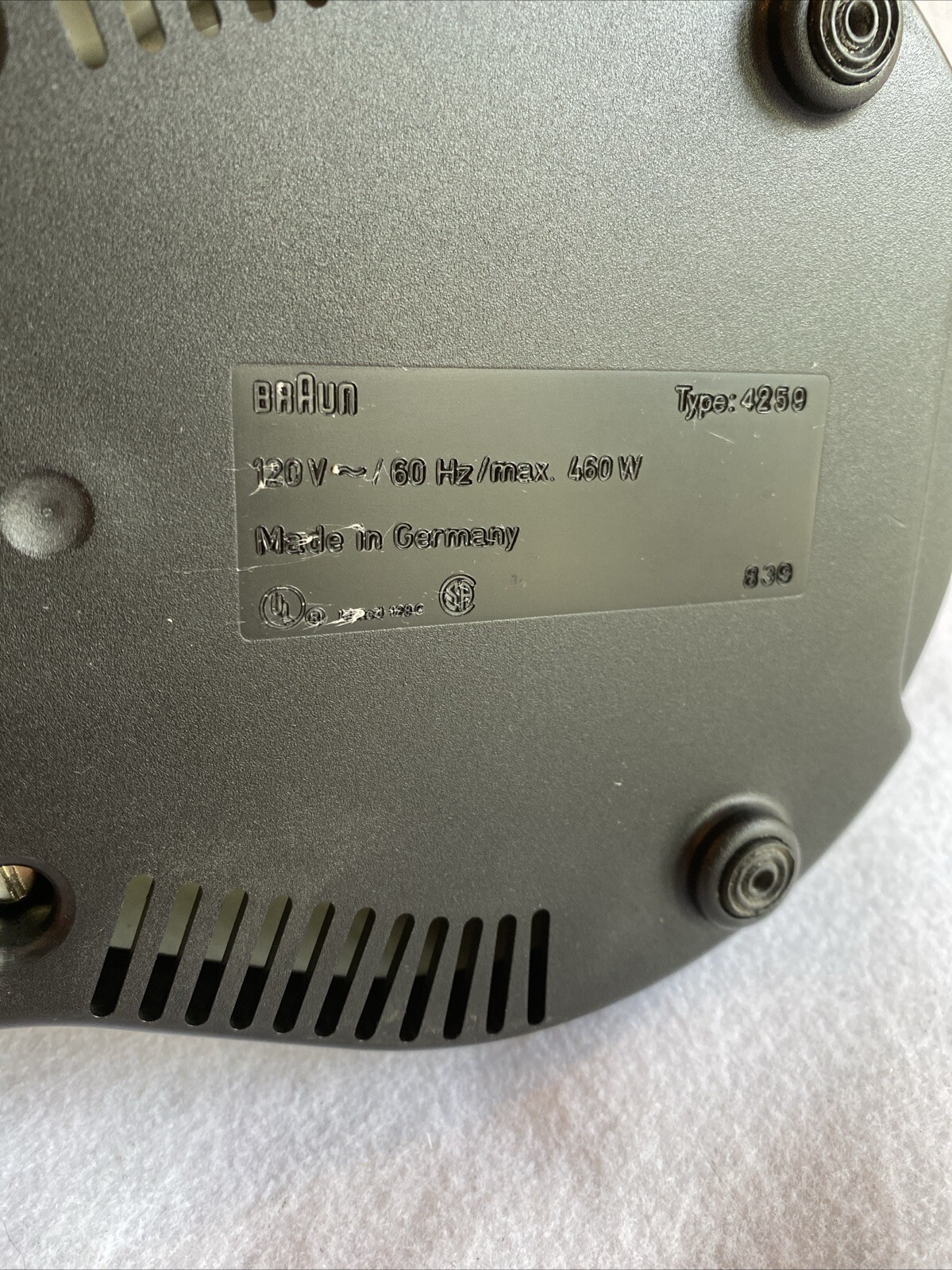 Braun Food Processor Model 4259 Power Base Unit TESTED & Working Spindle Cracked