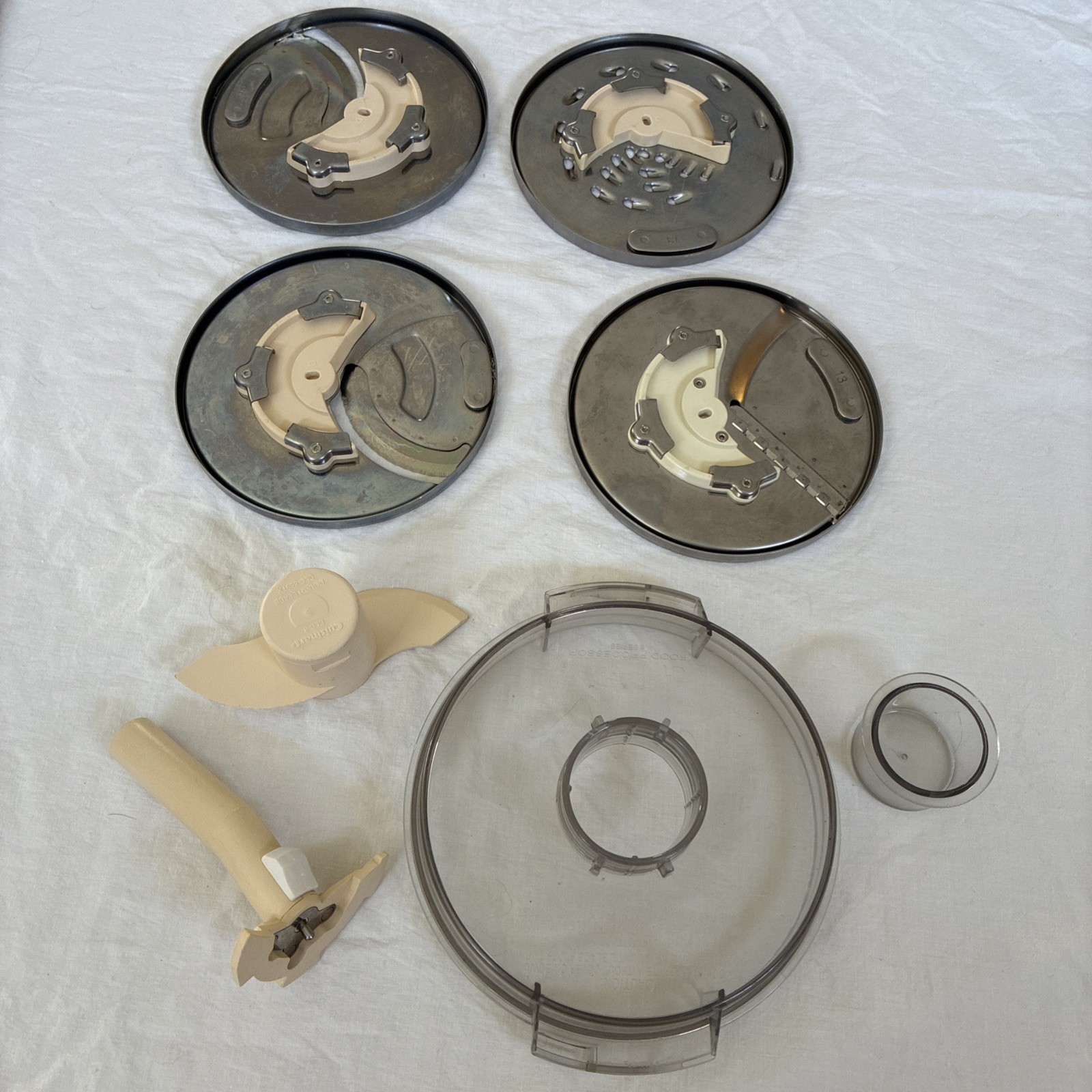 Cuisinart DLC-8 Flat Lid & Disc LOT -Shredder Slicer dough blade Stem 8 pieces