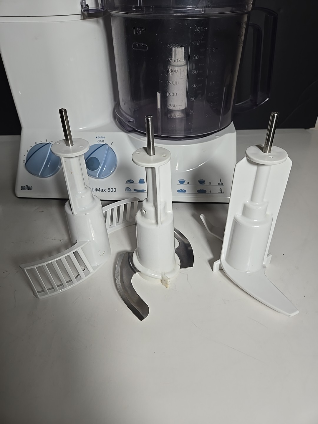 Braun CombiMax 600 Type 3205 K600 Food Processor & Accessories
