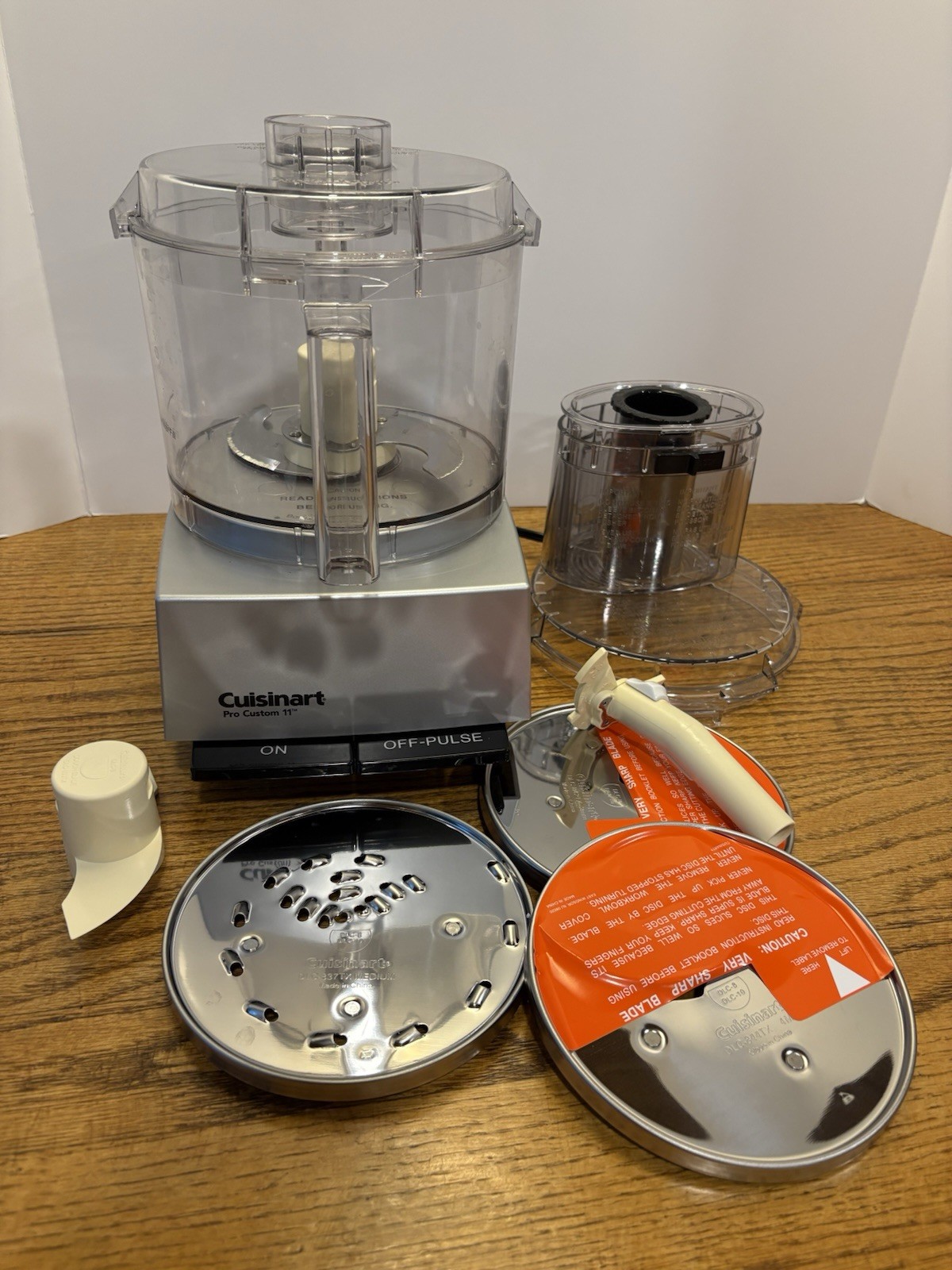 Cuisinart Custom Pro 11 Model DLC-8S TX 11 Cup Food Processor Complete EUC