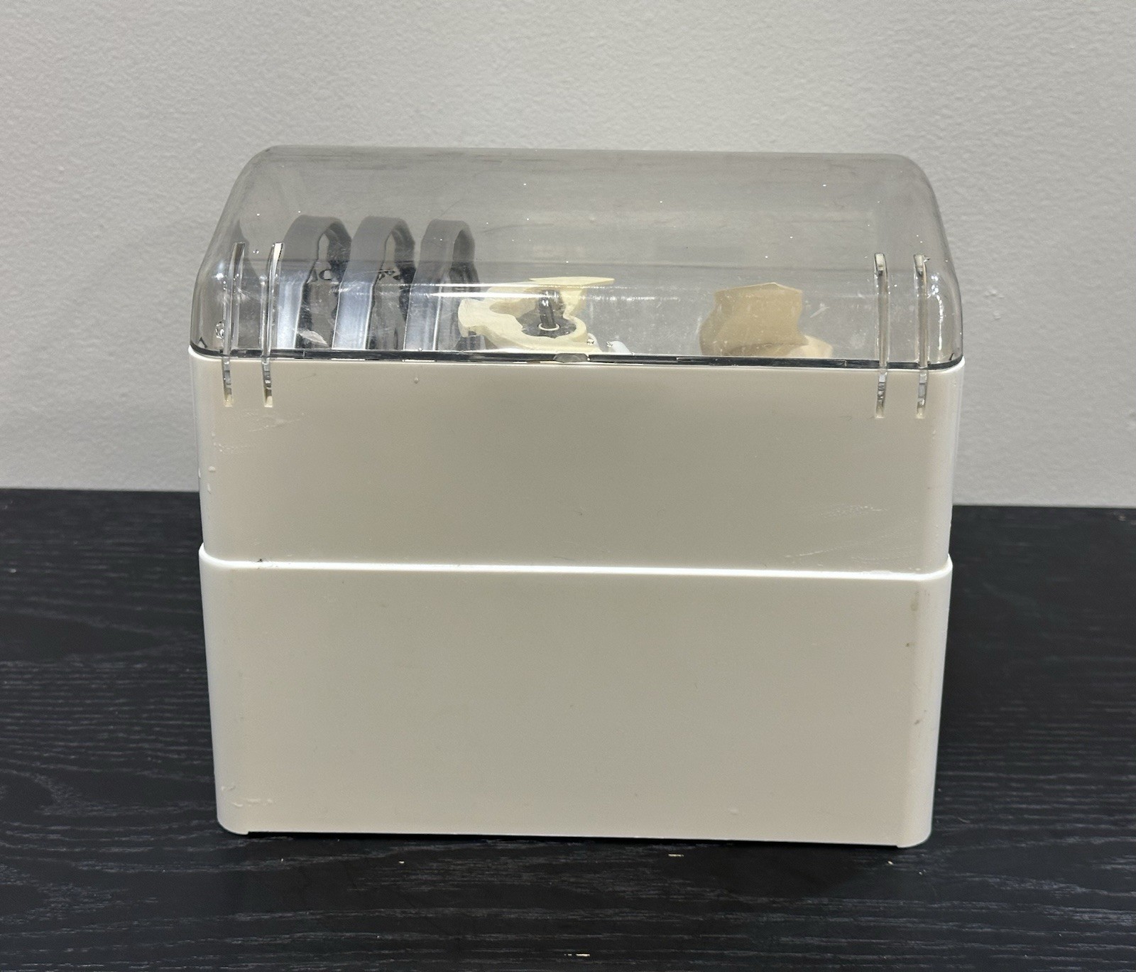 Cuisinart Blade & Disc Holder Food Processor Accessory Storage, Stem & 4 Blades
