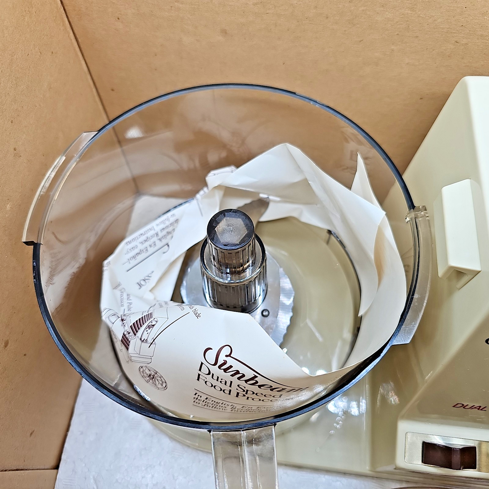 Sunbeam Dual Speed Food Processor 14046 Almond 2 QT Capacity Extra Blades/Holder