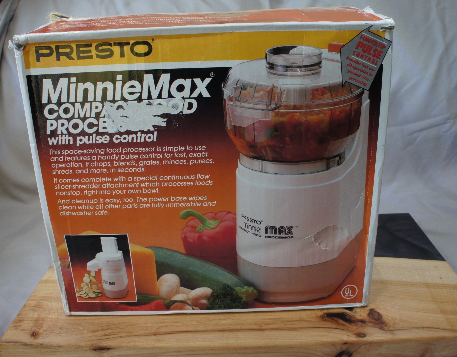 Minnie Max Compact Food Processor by Presto Open Box Never Used New E07