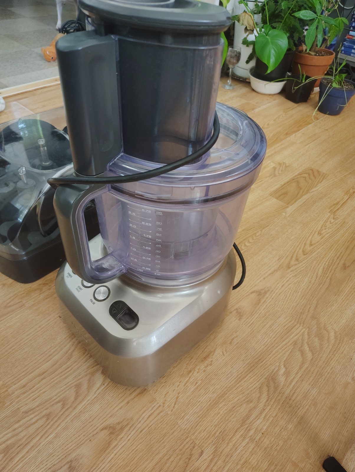 Breville BFP800XL/A Sous Chef Food Processor 16 Cup & 2 Set Accessories, (READ)