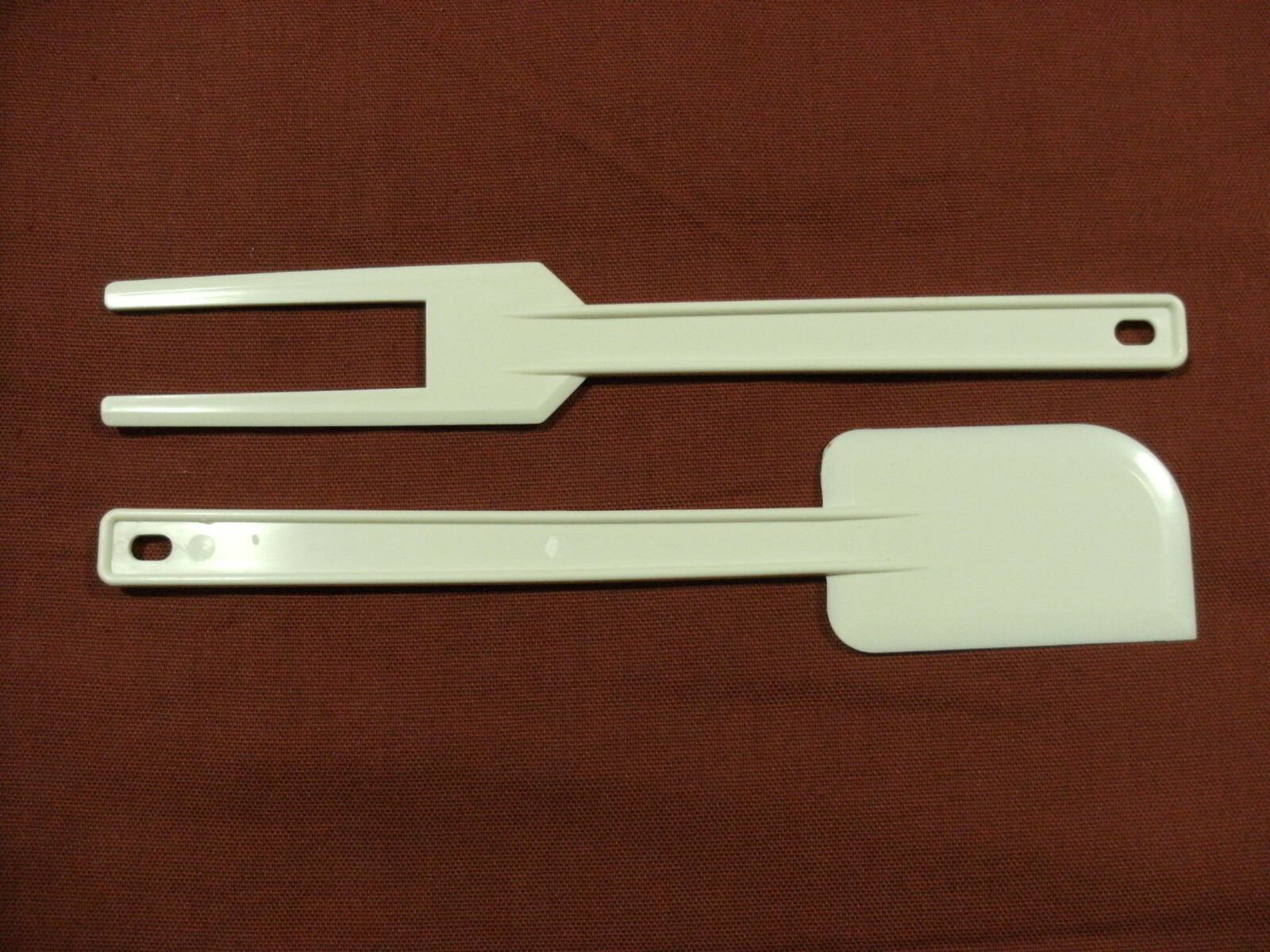 Sunbeam Vista Plastic Spatula & Cleaning Tool for Food Processor – Cuisinart