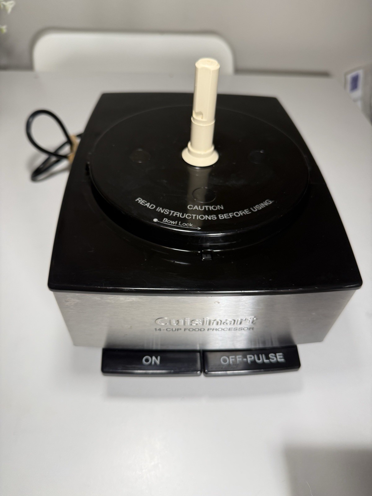 Cuisinart Custom 14 Cup Food Processor DFP-14BCN Black Stainless Motor Base Only