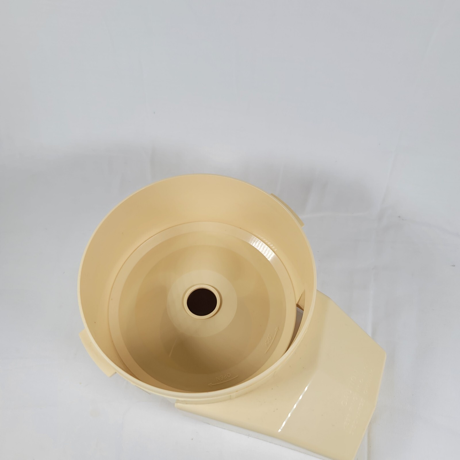 Presto Minnie Max Compact Food Processor 0290002 Chute Bowl Replacement Part