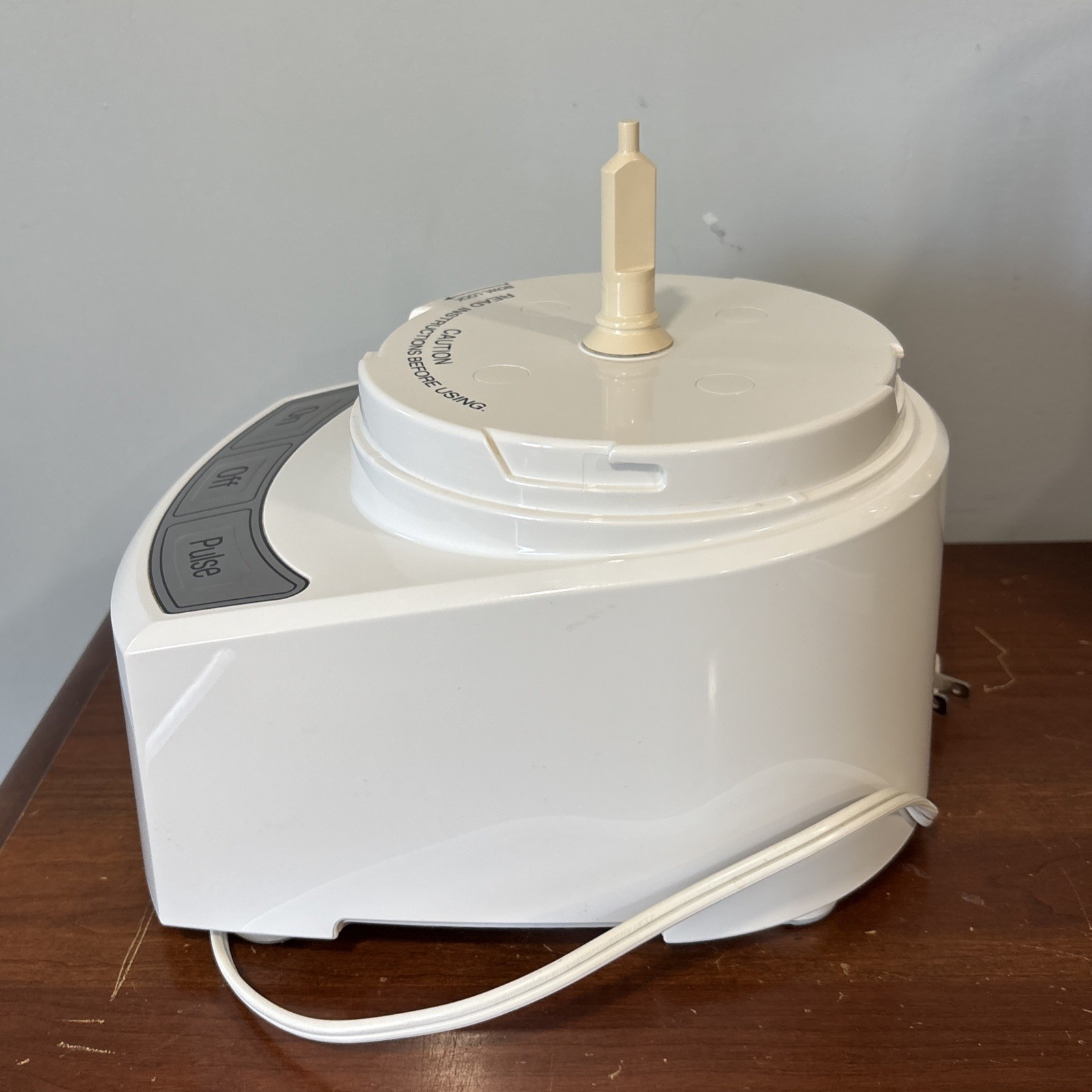Cuisinart FP-12 White 12-Cup Food Processor BASE MOTOR ONLY Tested