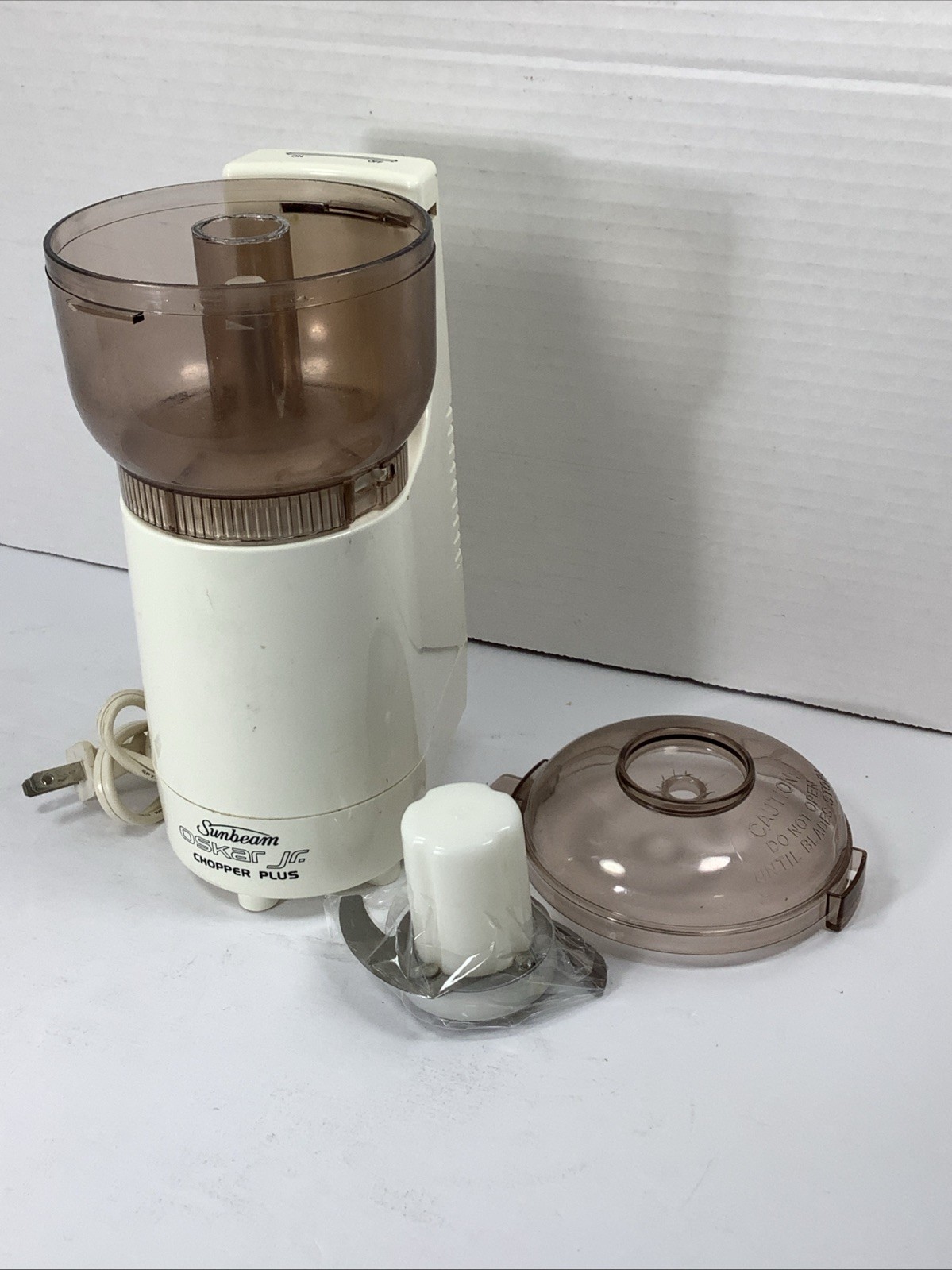 Sunbeam Food Processor Oskar Jr Chopper Plus 14131 Vintage With Bowl & Blade