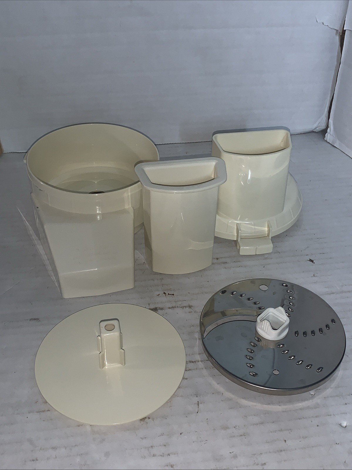 Presto Minnie Max Compact Food Processor Chute Bowl Blade White Replacement Only