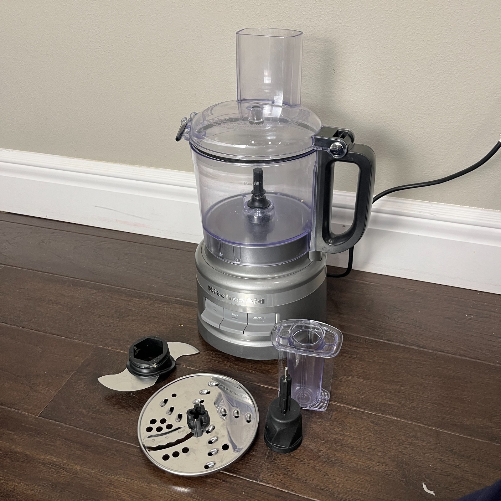 Kitchen Aid Food Processor E105402 3.5 cup capacity Silver multiple blades Works