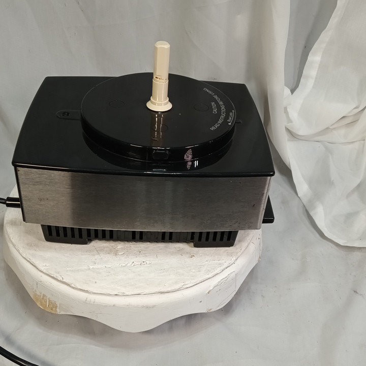 Cuisinart DFP-14N Custom 14-Cup Food Processor 720W Stainless Pre-Owned