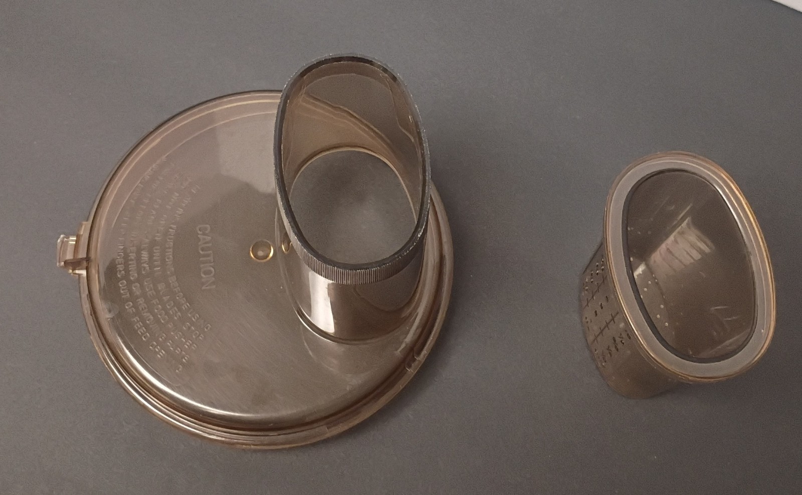 Regal La Machine 1 V813 Food Processor Replacement Part Lid & Pusher Model