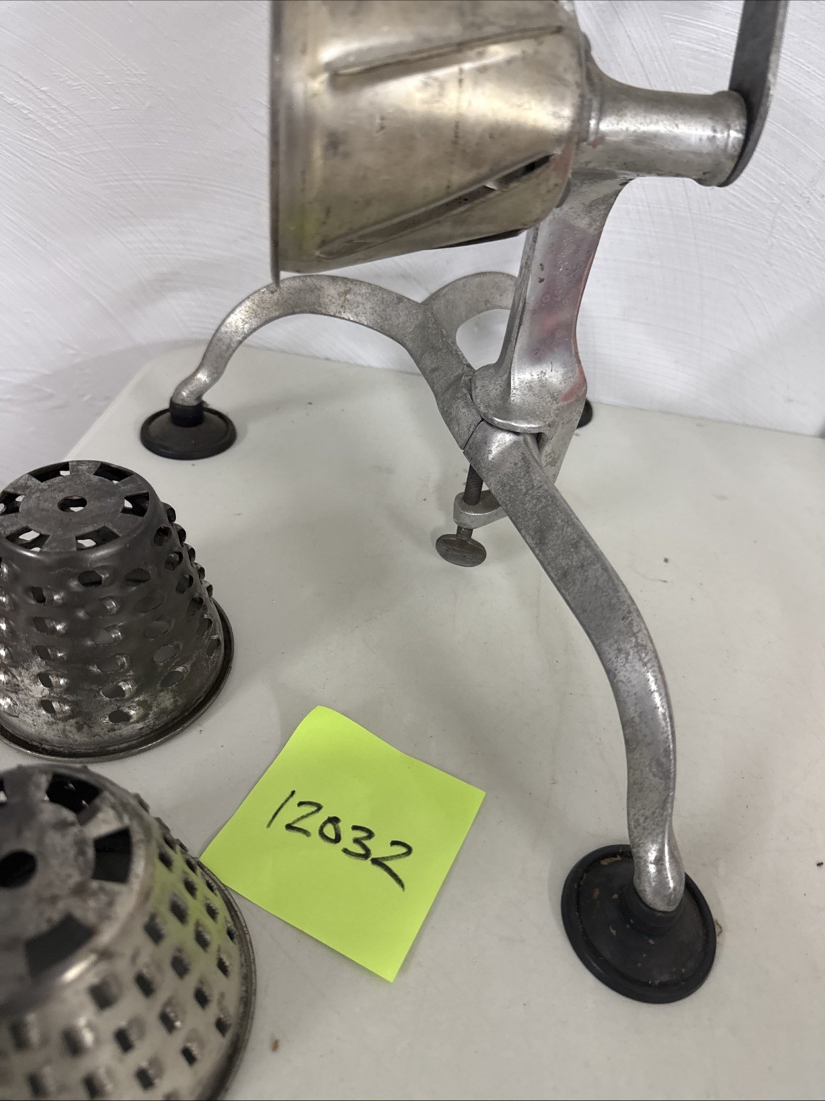 Vintage 1950’s GRISCER Indiana FOOD CUTTER Chopper Shredder-Clamp-On W/Stand USA