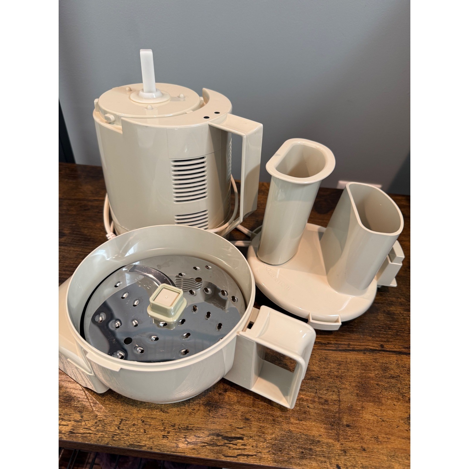 West Bend High Performance Food Processor Model 6500-1 Almond 500W Vintage Retro