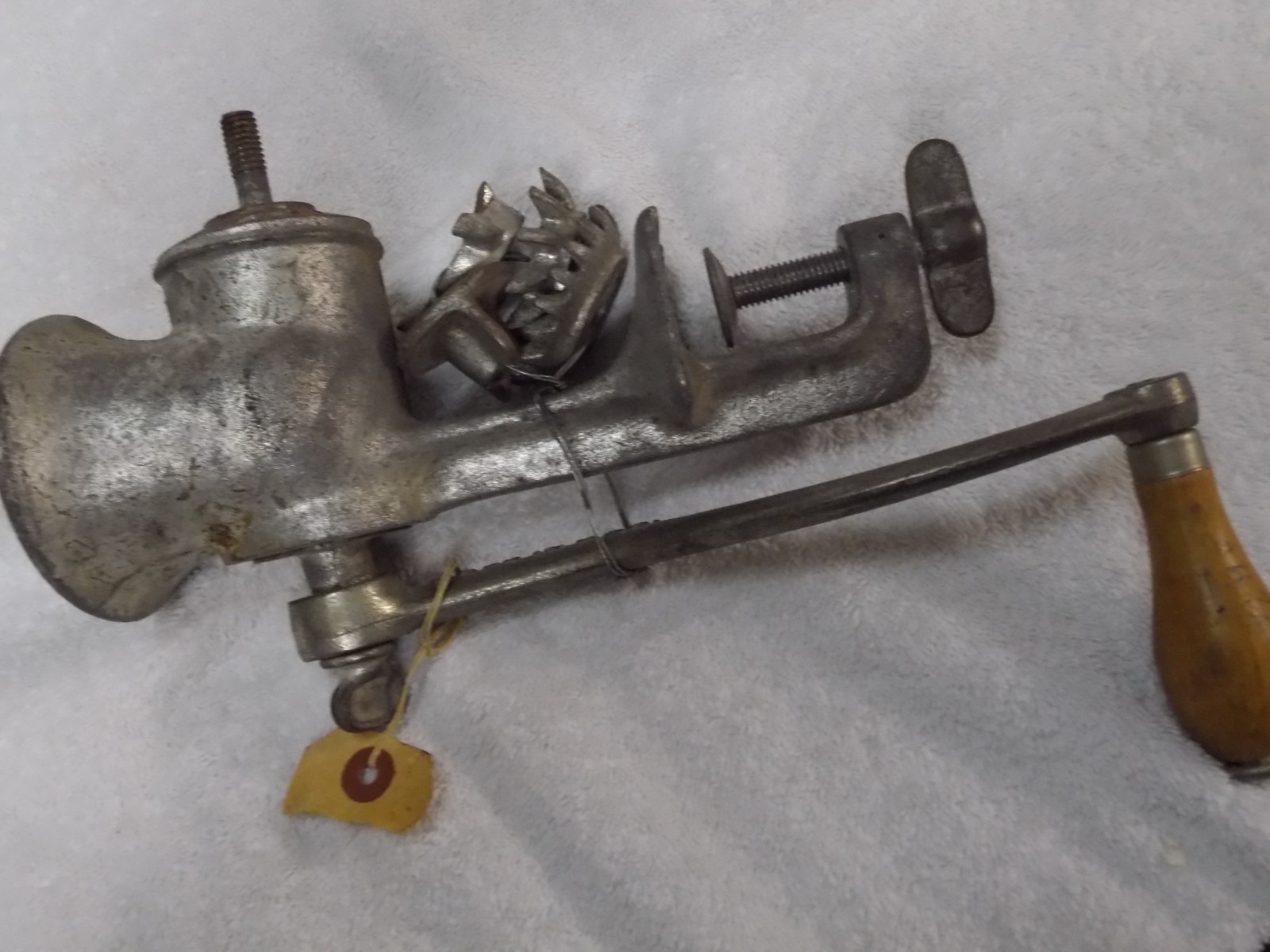 Iron Universal No2 Meat Grinder Food Chopper Processor Complete with all parts