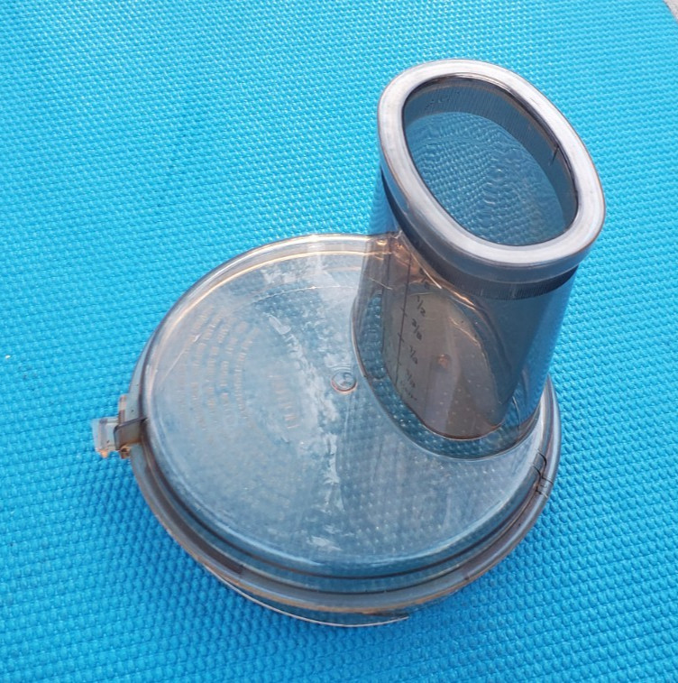 Regal La Machine 1 V813 Food Processor Replacement Part Lid & Pusher Model AMBER