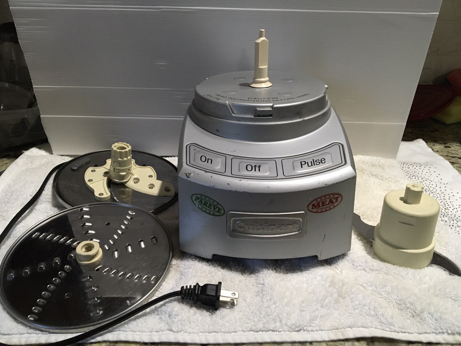 Cuisinart FP-12DC Elite 12 Cup Food Processor BASE MOTOR & blades Tested Works