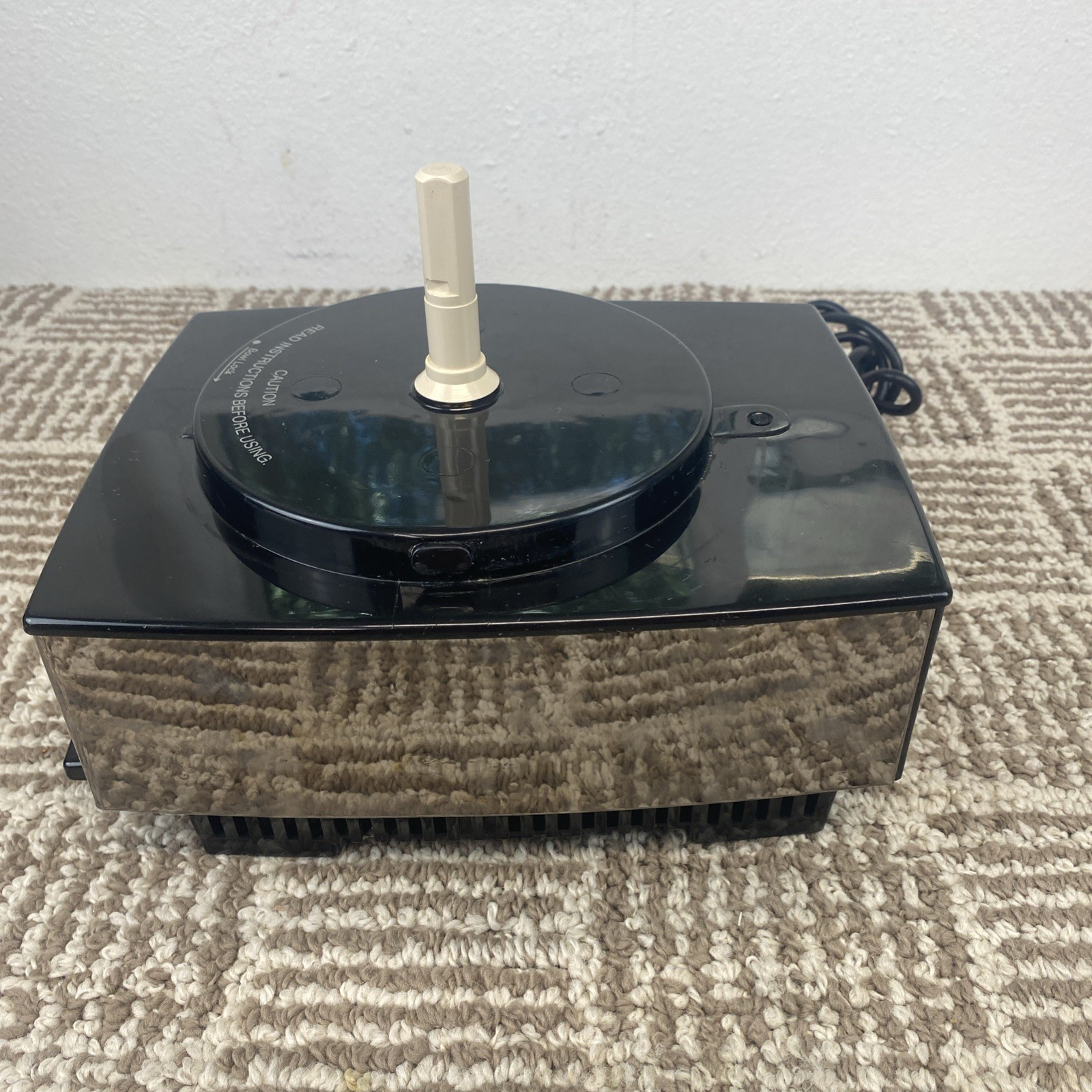 Cuisinart Custom 14 DFP-14BCHN Food Processor Motor Base Only Untested No Lid