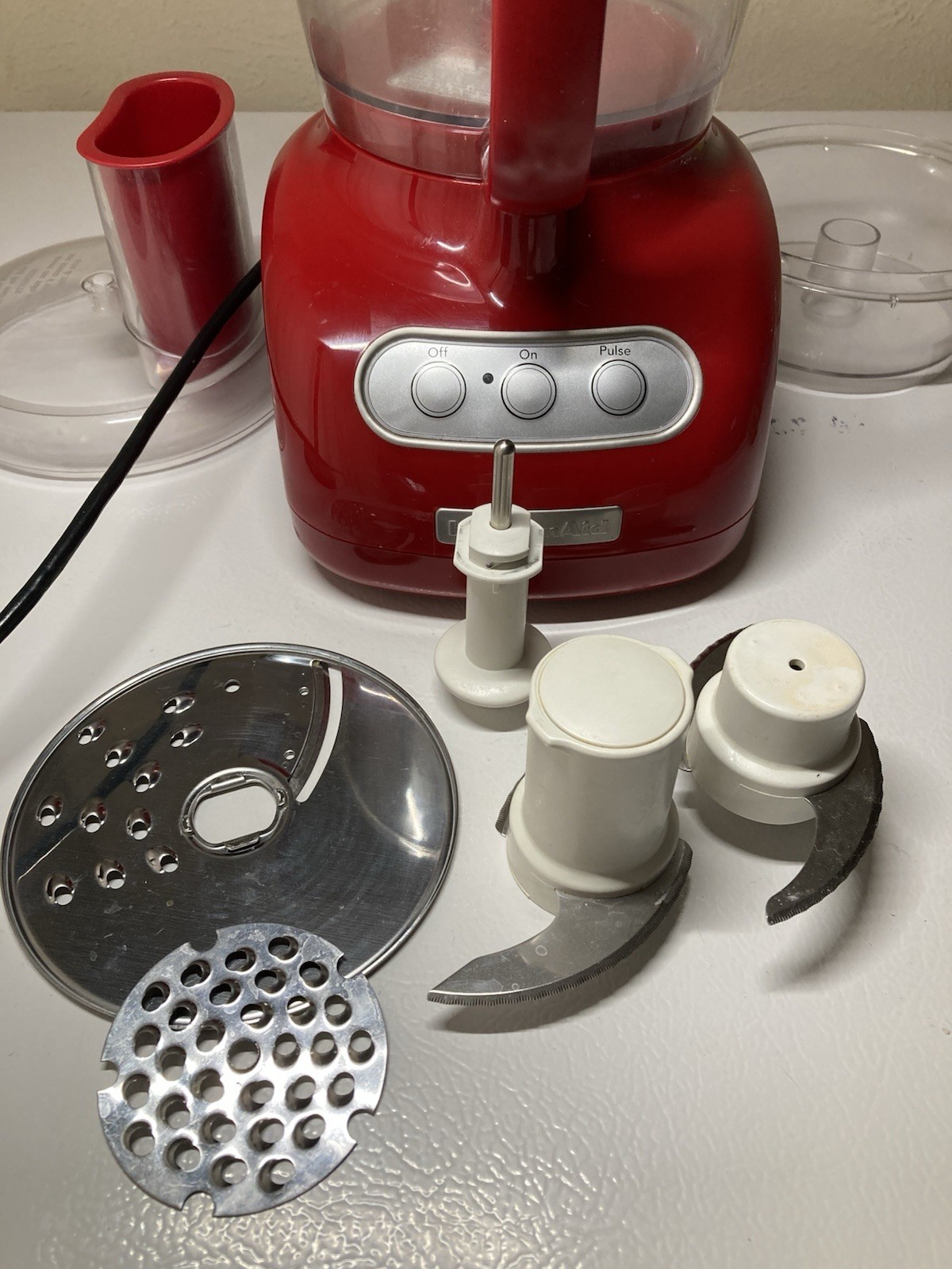 KitchenAid KFP729 7 Cup Food Processor Empire Red w S Blade & Shredder Disc