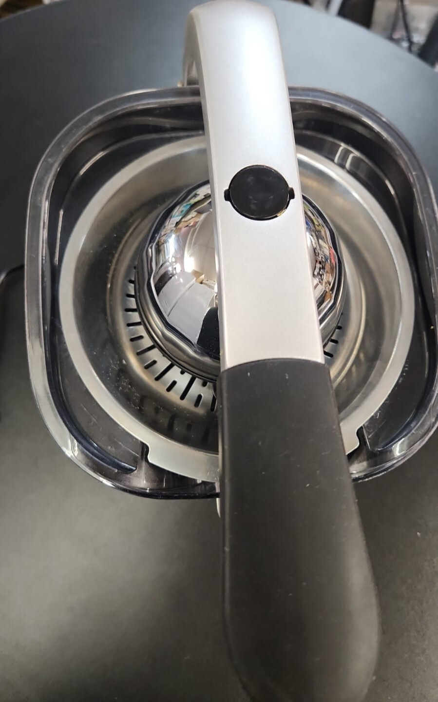 Courant Stainless Steel Citrus Juicer, Square Design with Powerful Watt Motor