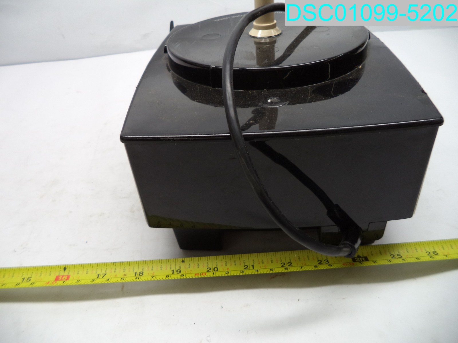 Used BOTTOM ONLY MISSING ON BUTTON V10298 Cuisinart Custom 14 Cup Food Processor