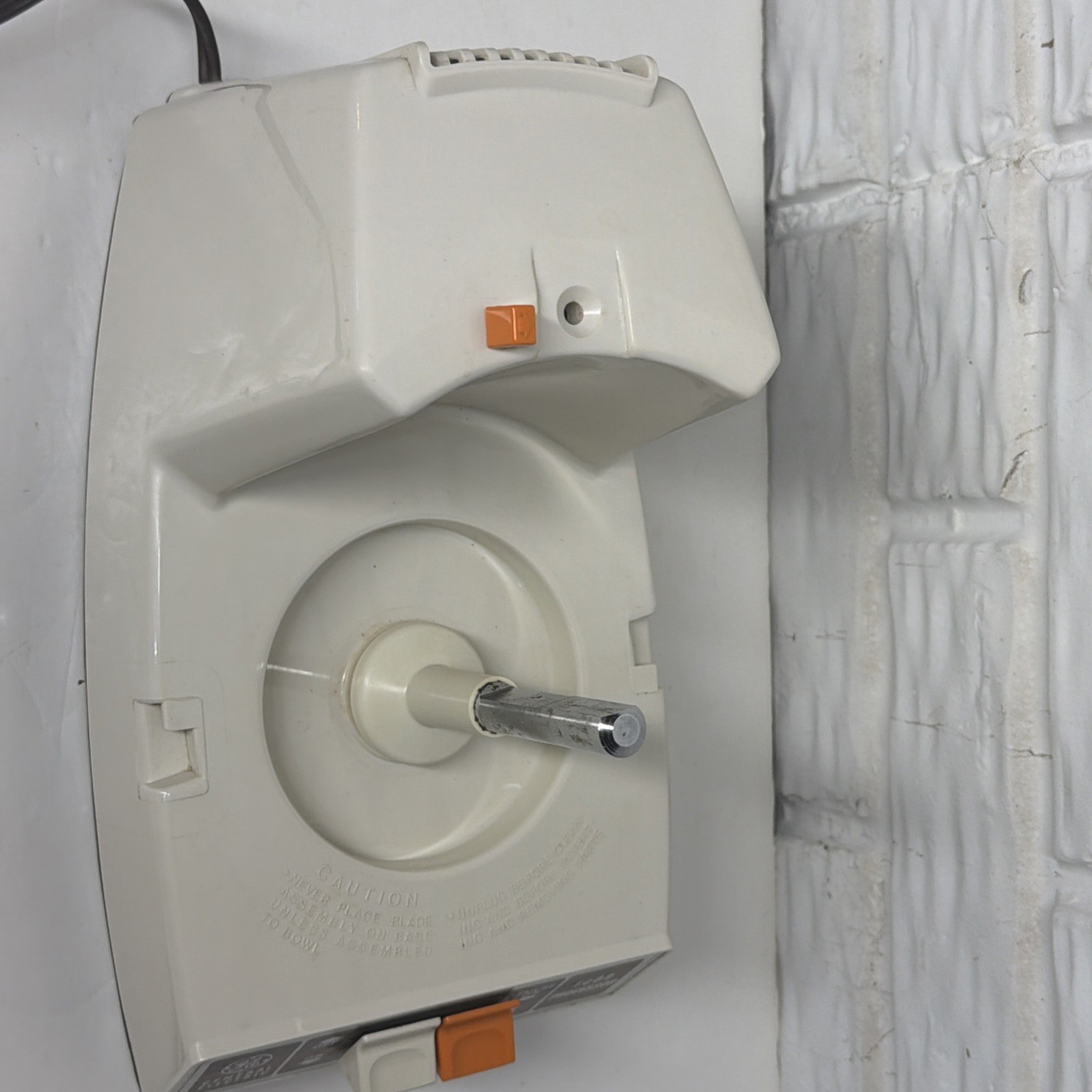 Vintage General Electric Food Processor D1FP1B 420A Replacement Motor Base