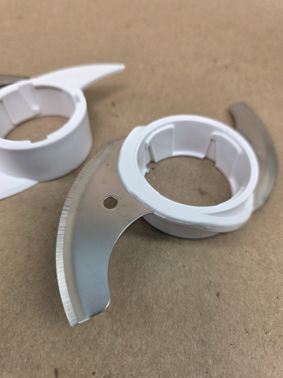 Farberware Food Processor FP3000FBS Center post spindle OEM Replacement Part J