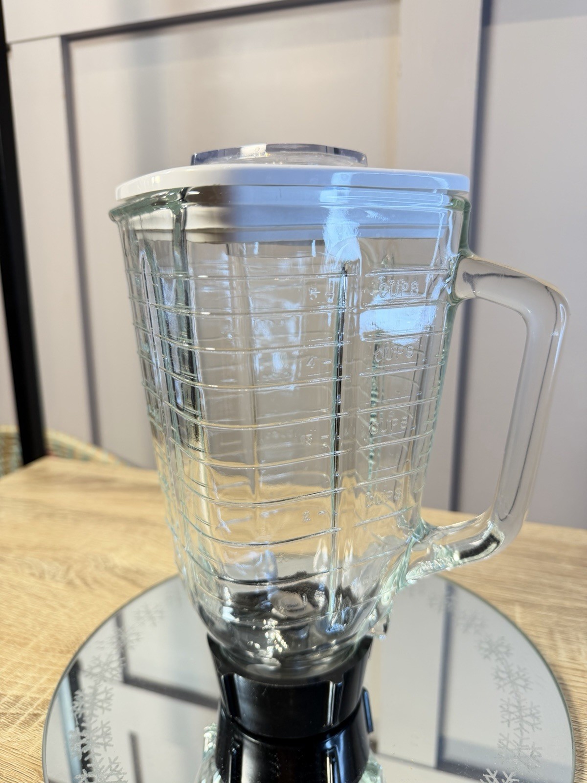 Oster Kitchen Center White 5 Cup Glass Blender Jar with Lid – Replacement Part