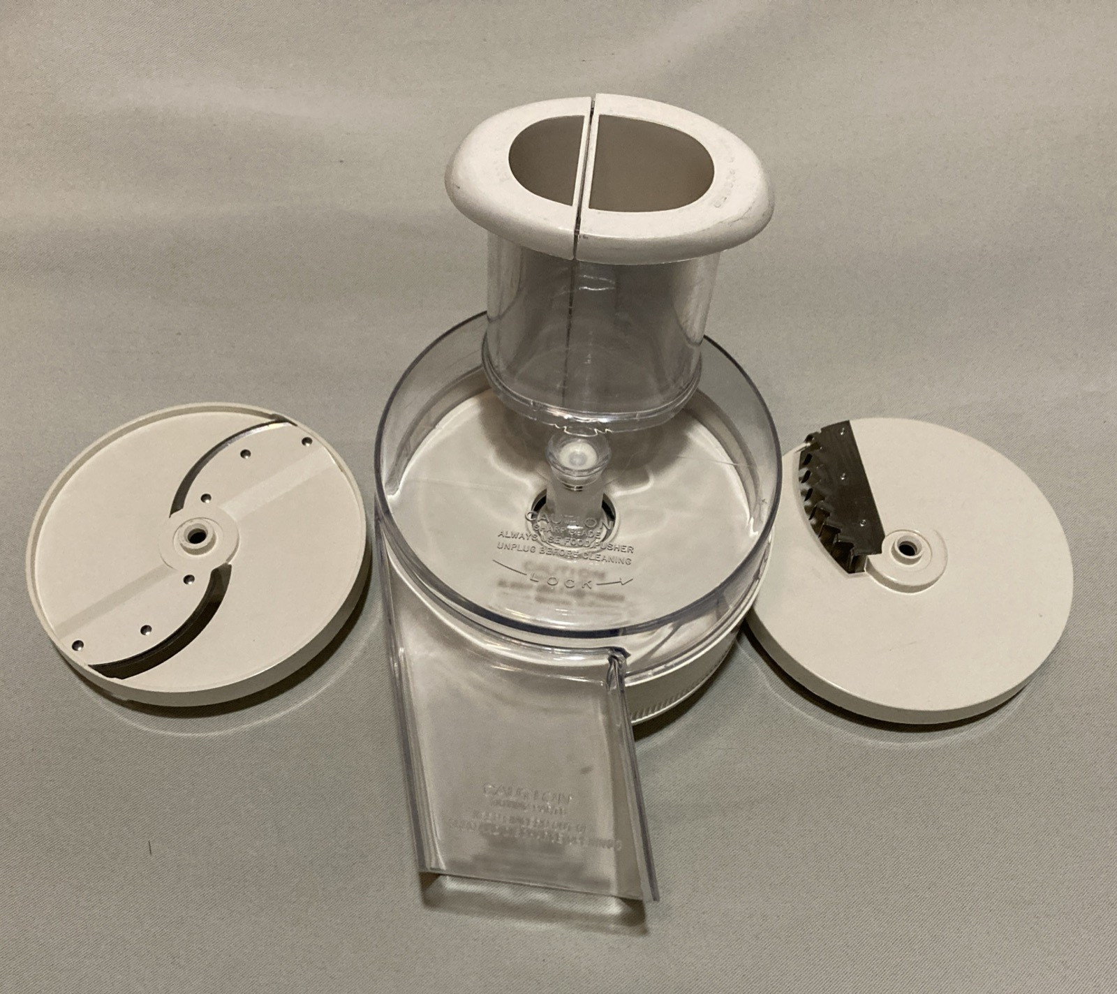 Oster Regency Kitchen Center Food Processor Salad Shooter w/ 2 Blades 5910-08A