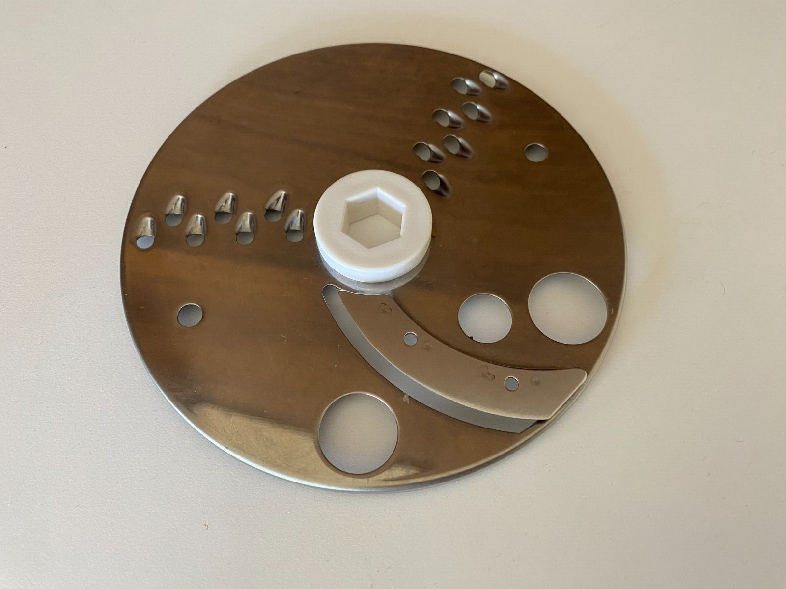REPLACEMENT PARTS FOR A HAMILTON BEACH FOOD PROCESSOR 70100 – Disc Slicing/Shred