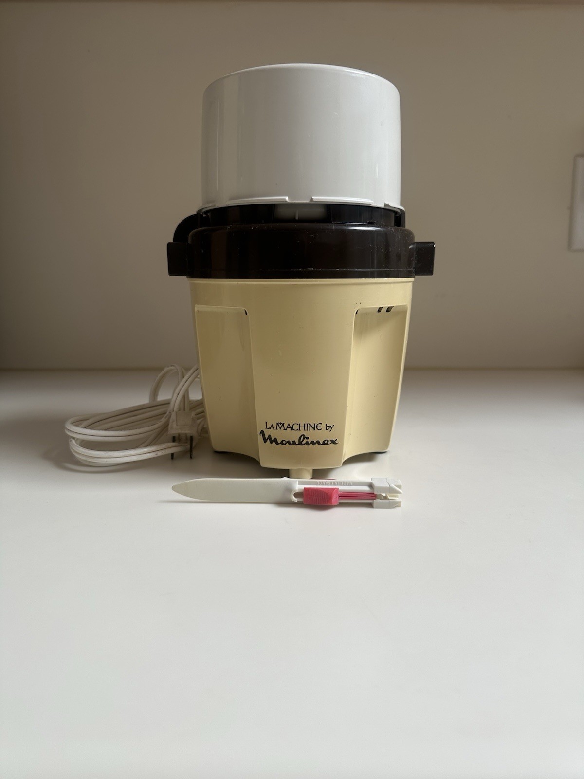 La Machine Food Processor by Moulinex Deluxe 390 W/Blade Removal Tool – Tested
