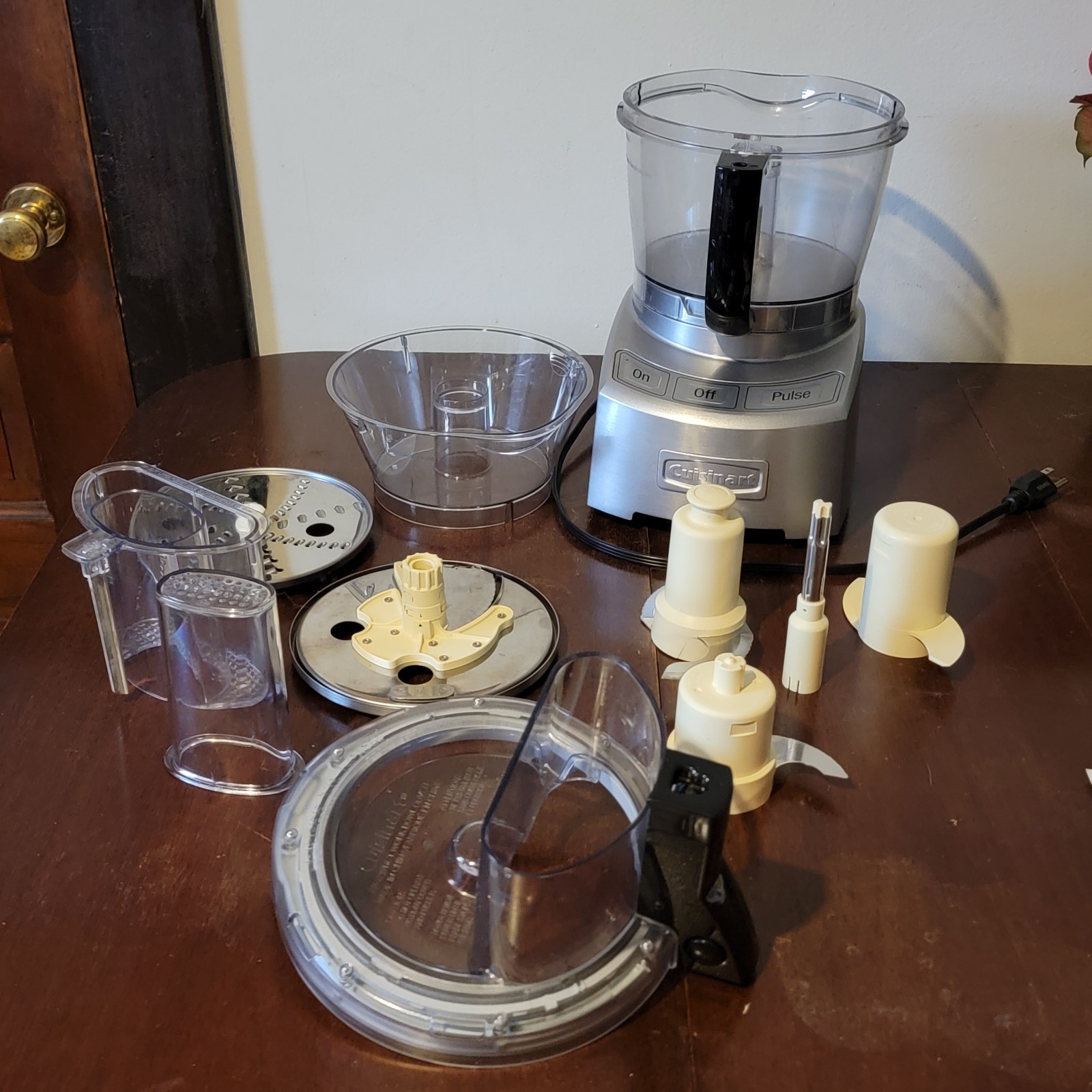 Cuisinart FP-12DC Elite Collection 12-Cup Food Processor Clean TESTED – Works