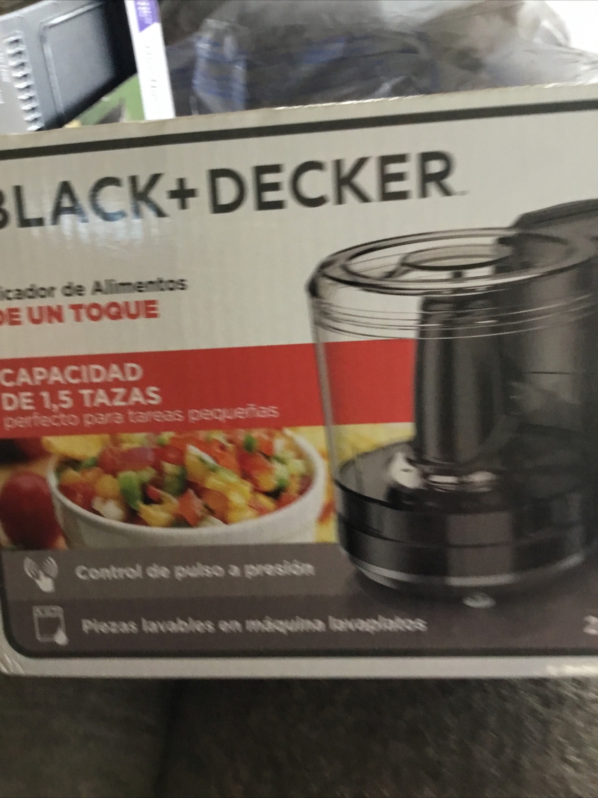 NEW Black & Decker 1.5 cup capacity one-touch chopper
