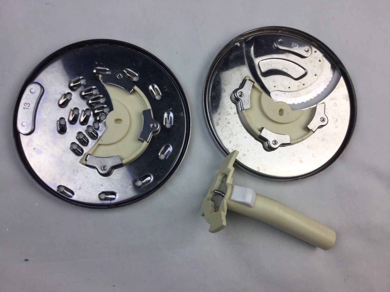 Cuisinart DLC-837TX DLC-844TX Slicer Shredder Disc Stem DLC-839ATX