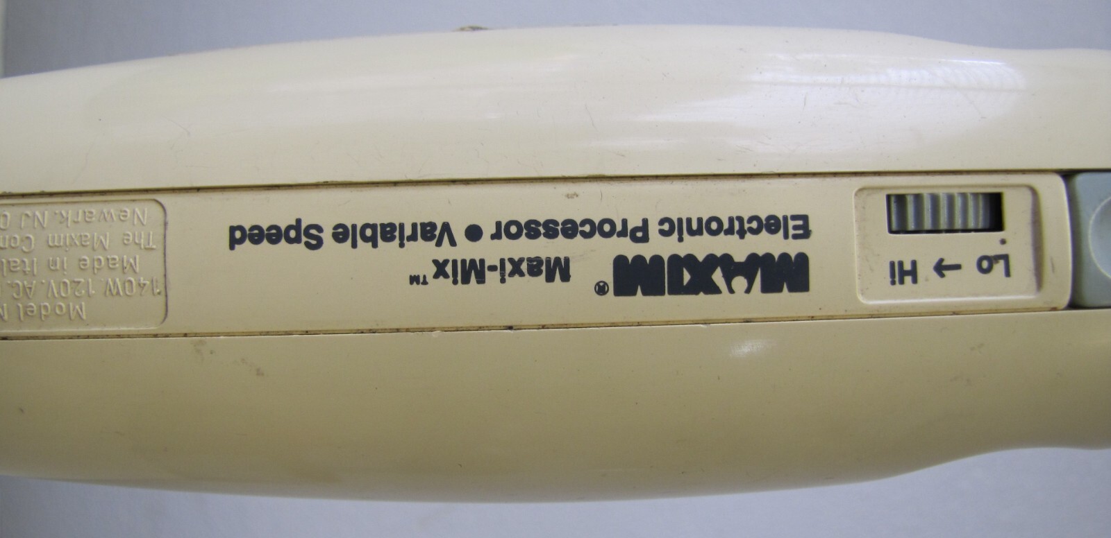 Maxim Maxi-Mix Handheld Food Processor Chopper Grinder MX-11 120V