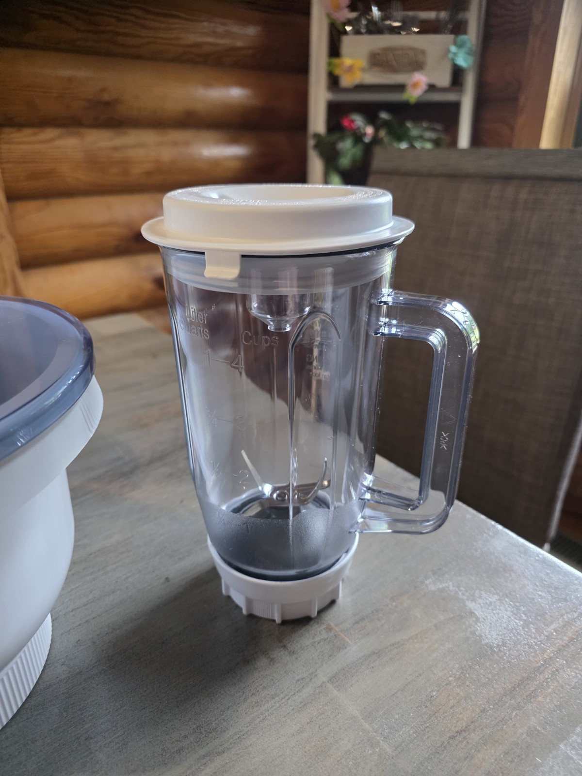 Bosch MUM4405 Compact Tilt-Head Stand Mixer 400Watt 4Qt Blender W/ Accessories