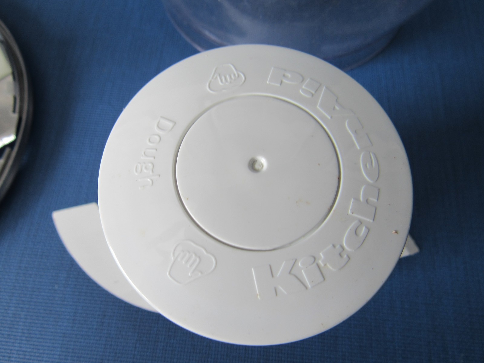 Set of kitchenaid food processor parts Read Listing