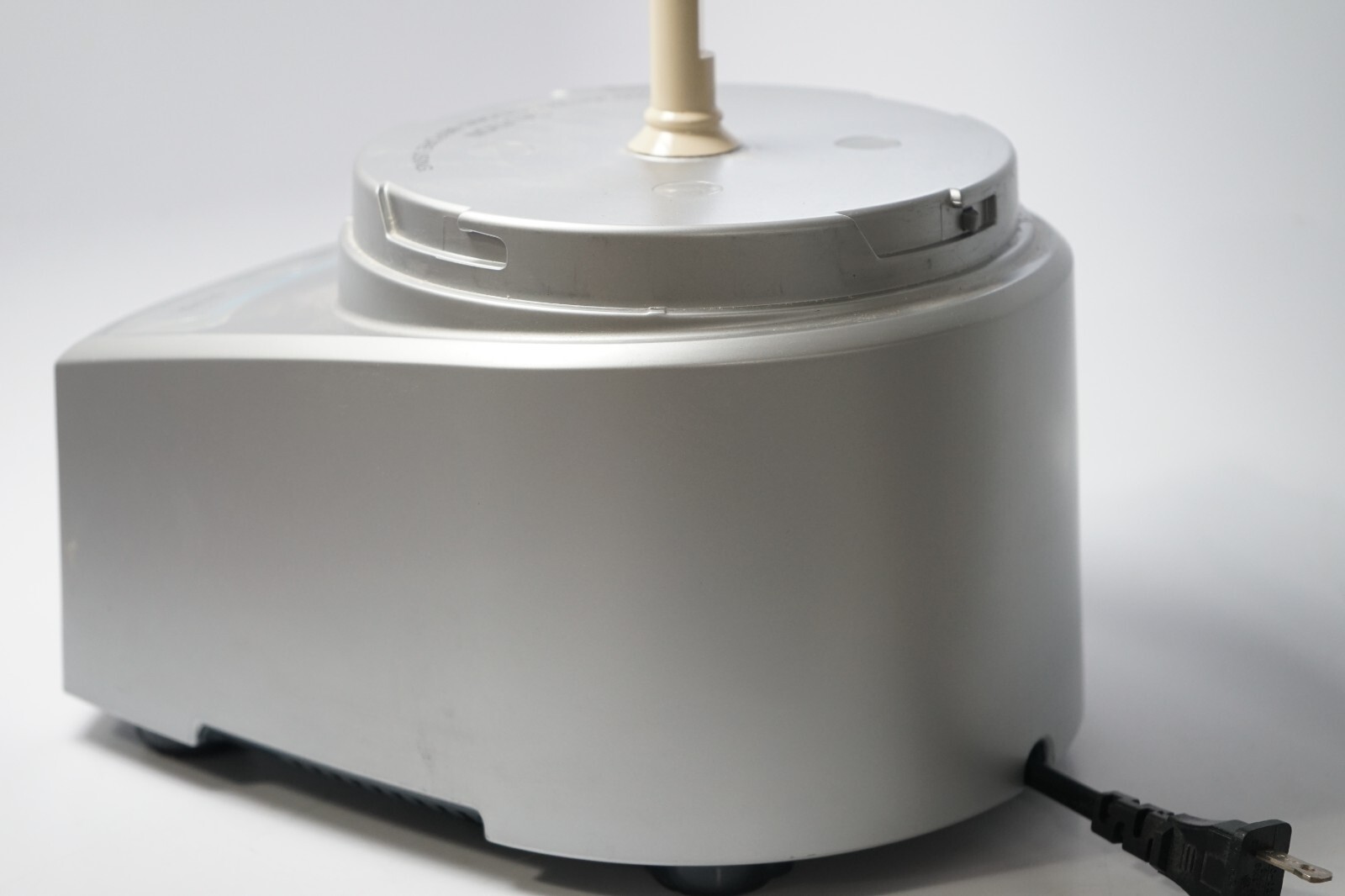 Cuisinart FP-12DC 12-Cup Food Processor BASE MOTOR ONLY