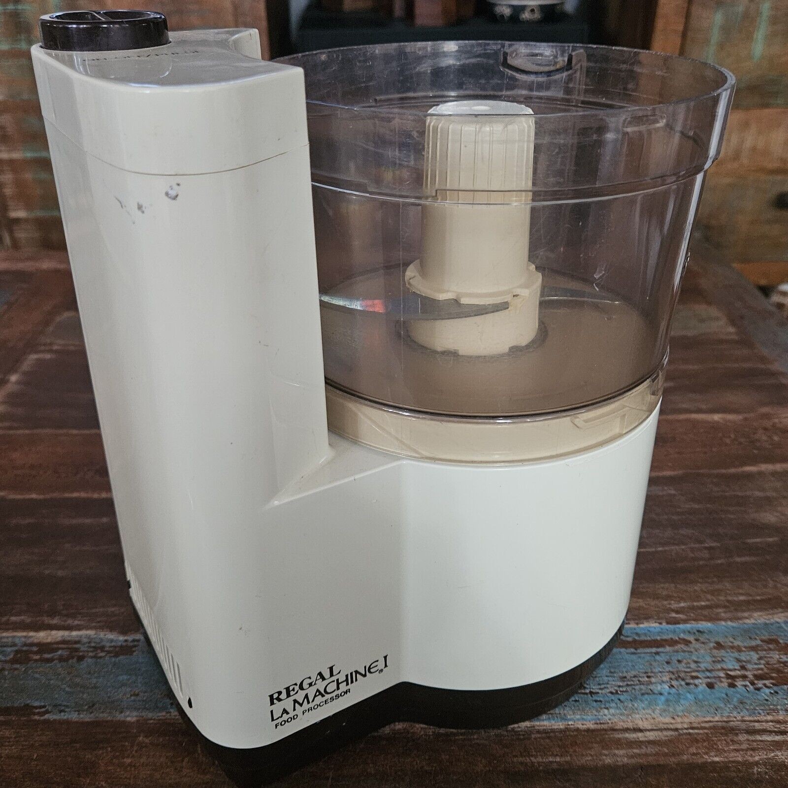 Regal La Machine 1 Full Size Food Processor Model V813 White Made in USA Works!!