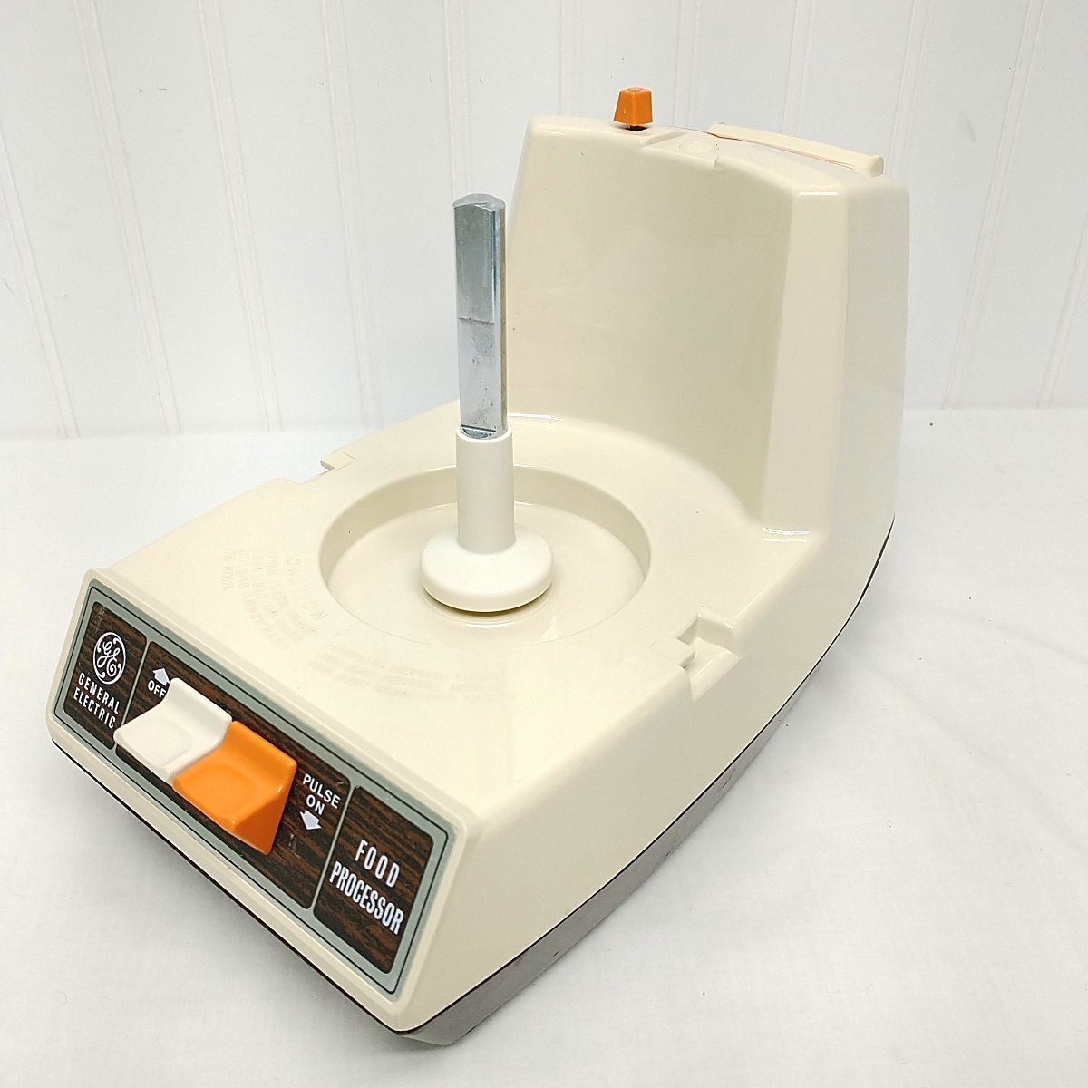 GE Food Processor model 420A D1FP1B BASE/Motor ONLY General Electric Works!