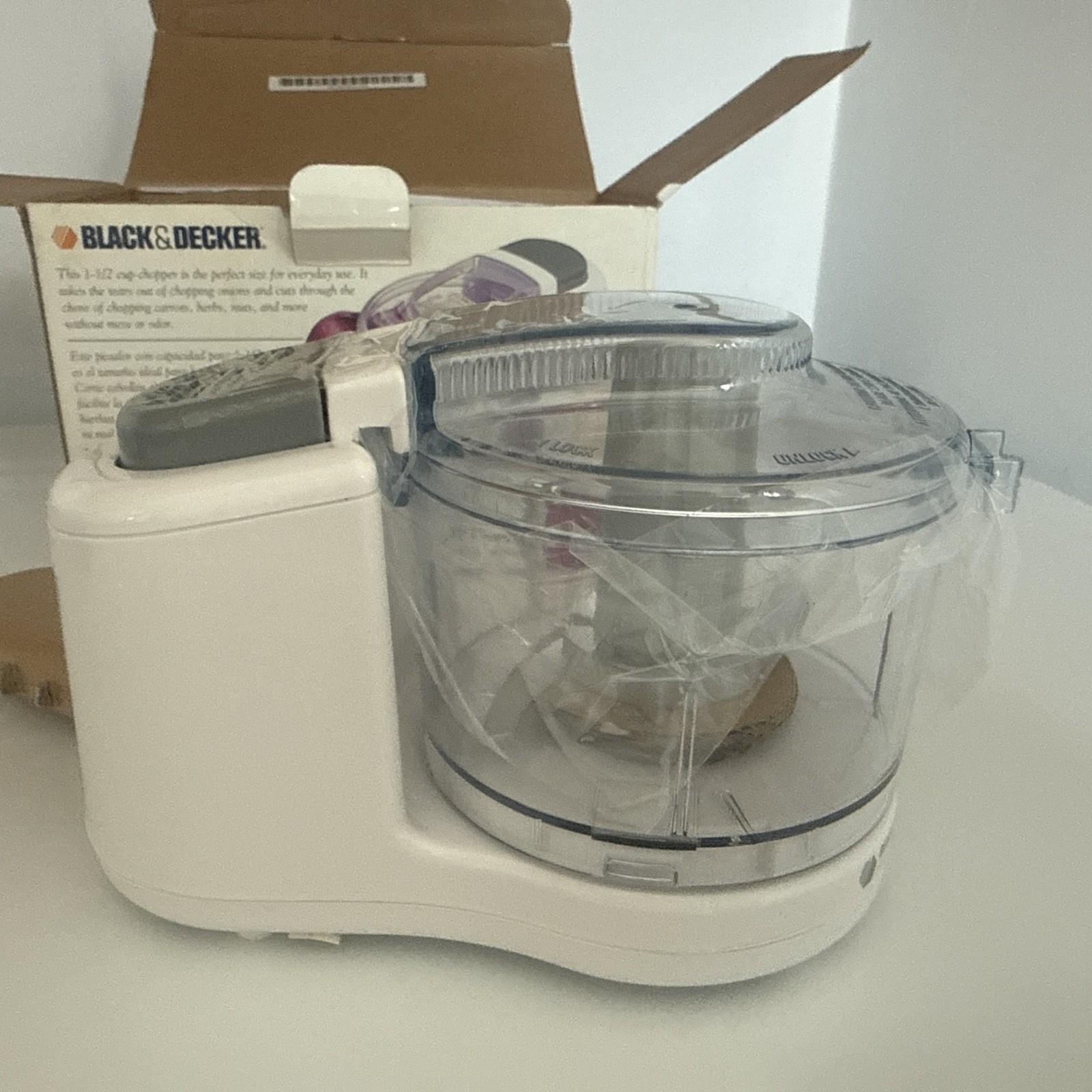 Black & Decker Handy Chopper Plus Mini Food Chopper HC3000 New In Box