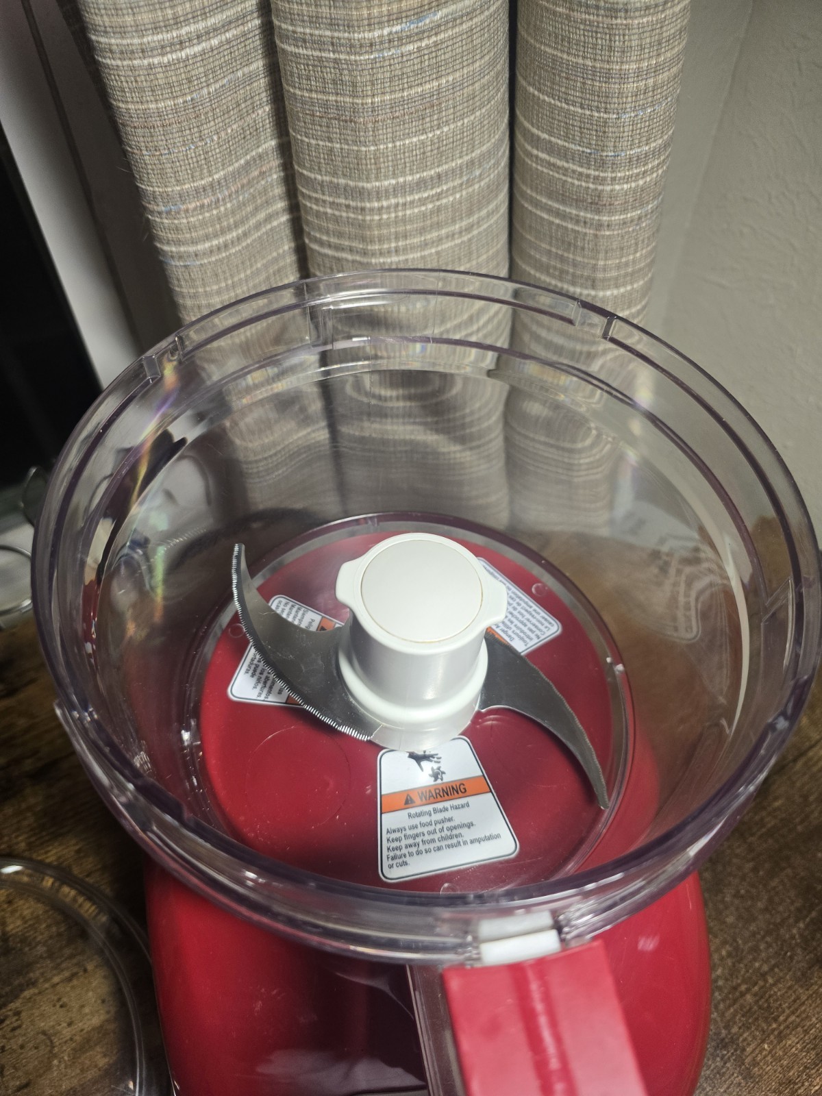 Kitched Aid Food Processor Model KFP74QER1 Red Color 2 Blades 72 Oz / 2 Litros.