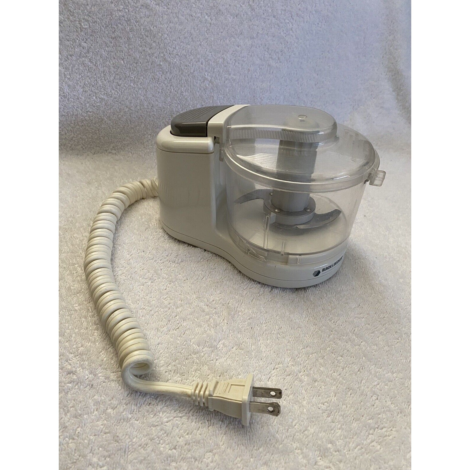 Black & Decker Handy Chopper Plus Model HC3000 Type 1 White – Works Great Nice